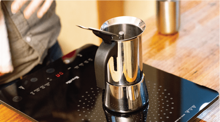 How to Use a Stovetop Coffee Maker (The Perfect Stovetop Recipe) - Rumble Coffee