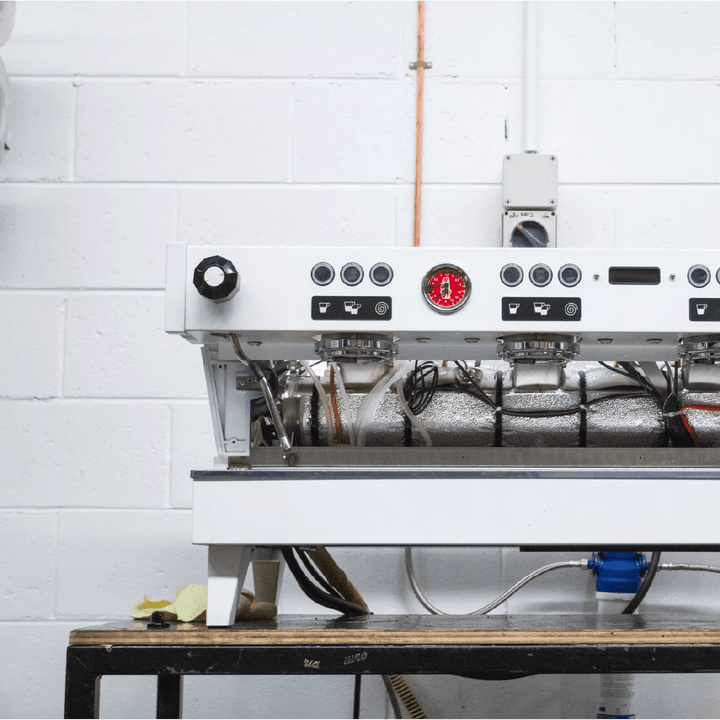 How to keep your Coffee machine functioning its' best. - Rumble Coffee